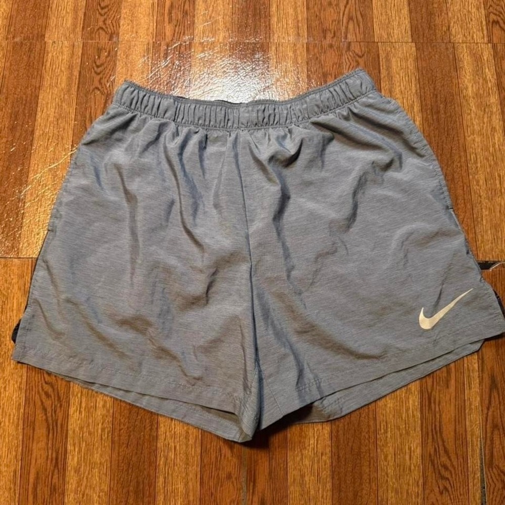 Nike Grey Dri-Fit Retro Tech Sportswear Running Train Shorts Medium
